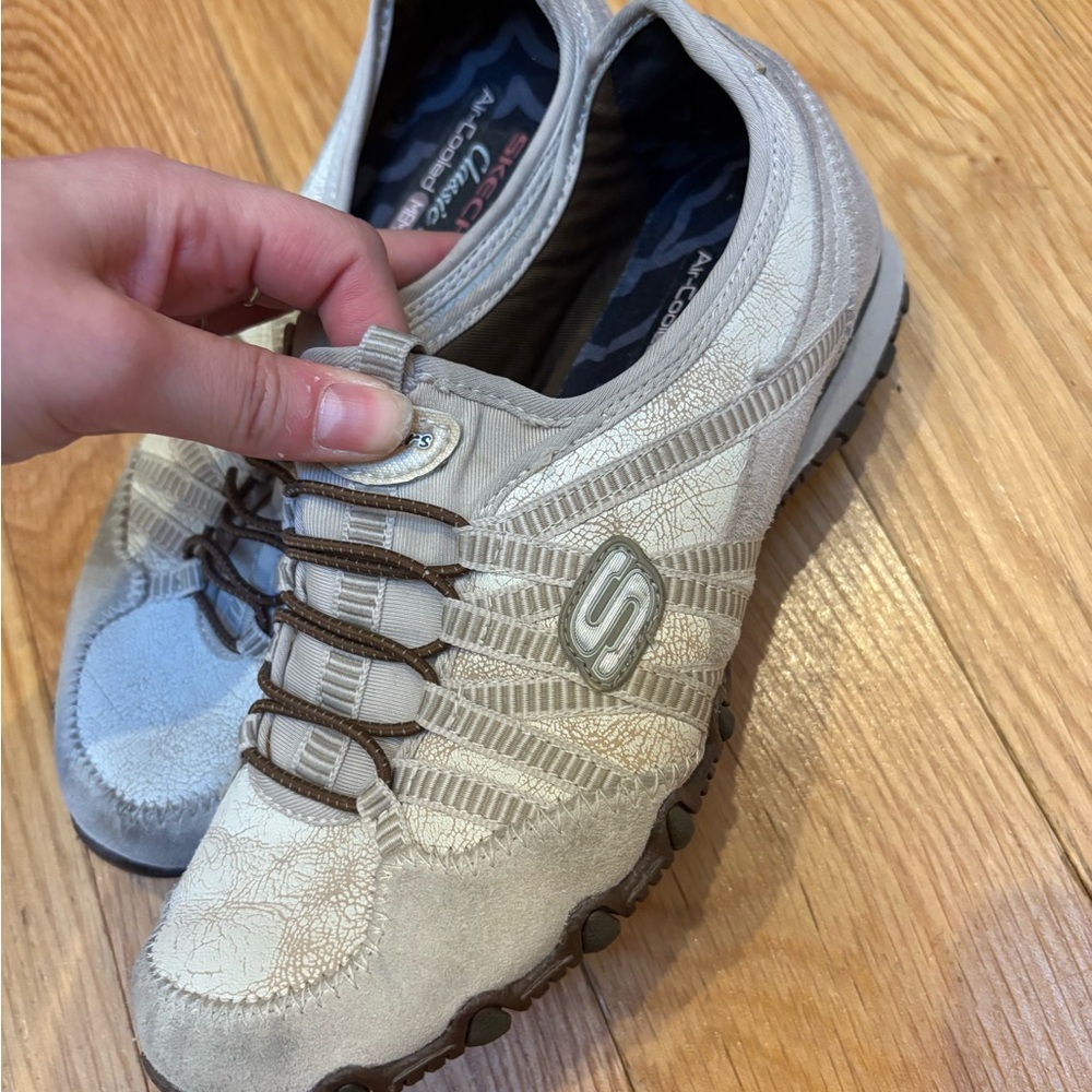 Skechers Cream and Brown Slip Ons - Picture 2 of 5